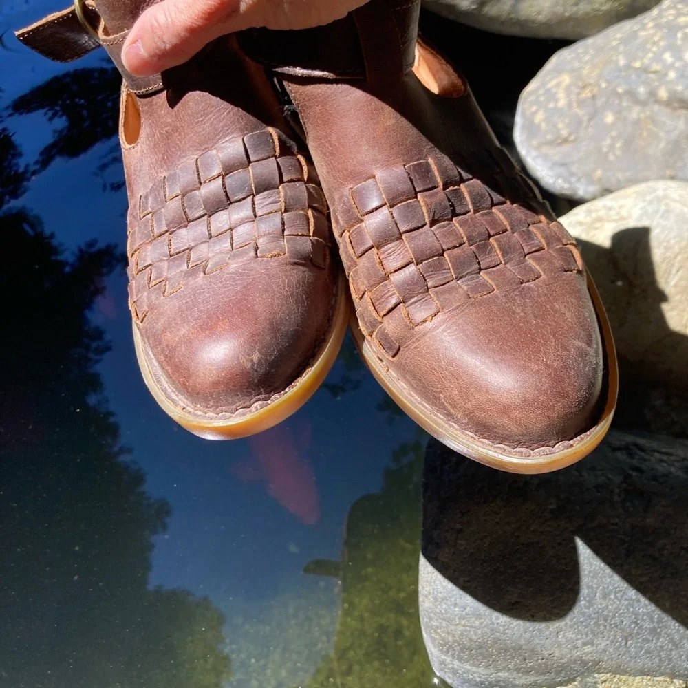 Born Viveka woven western brass buckle bootie size 7.5 - Picture 6 of 15